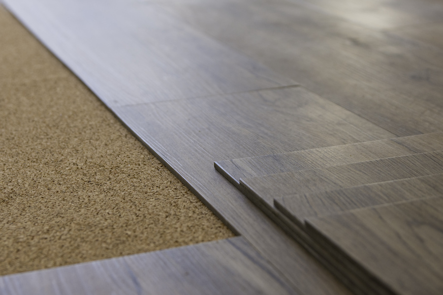 Best Underlayment For Hardwood Floors, Laying Laminate Flooring Over Carpet Padding